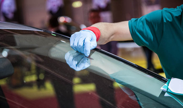 Windshield Repair Cost in Whitby