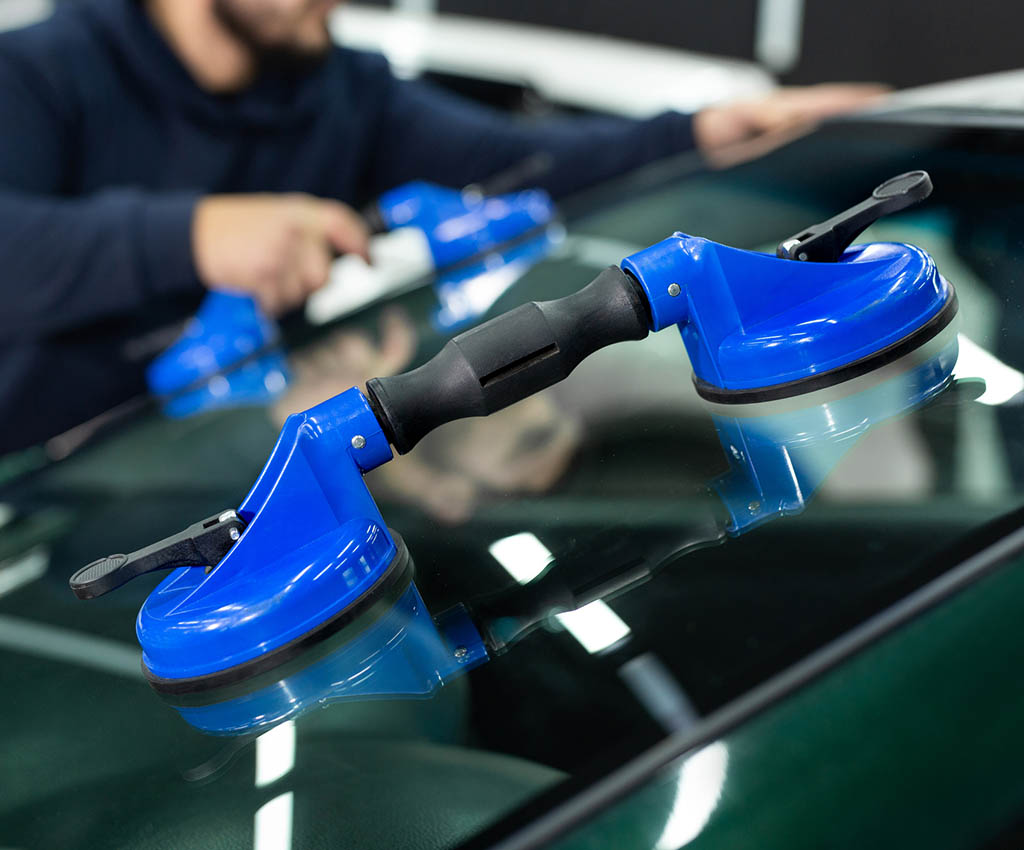 cost of windshield replacement in Whitby